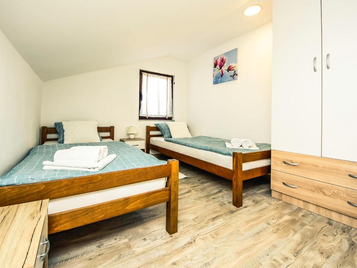 Apartment Matanovi Dvori-2 By Interhome ヴィル エクステリア 写真
